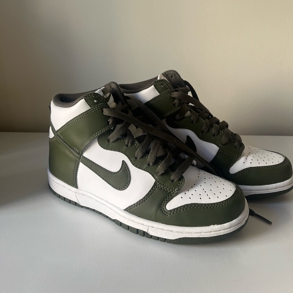 Nike Dunk High 'Cargo Khaki' 2022 - Picture 2 of 4
